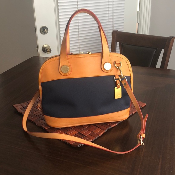 Dooney and Bourke Cabriolet Satchel Vintage Bag in Navy - Picture 2 of 13